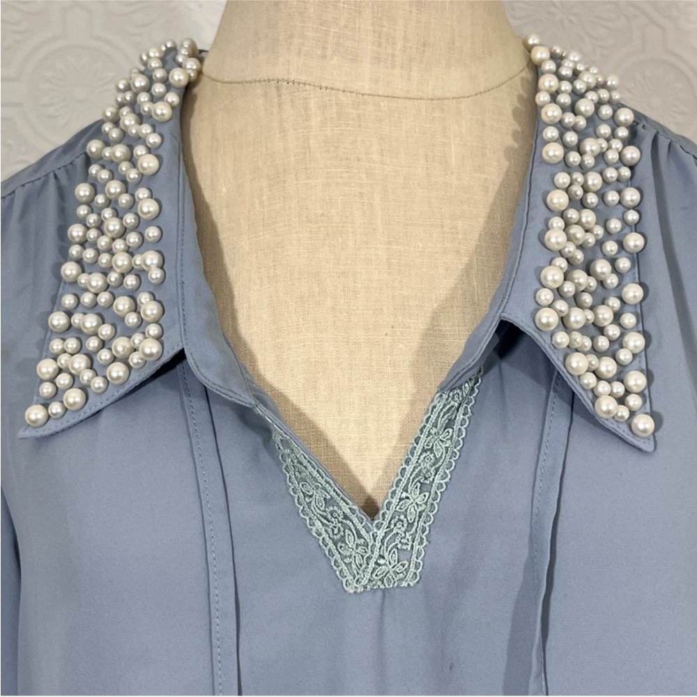 Vintage Pearl-Collar Light Blue Women’s Blouse